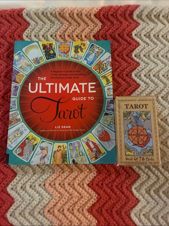 Other - Tarot Deck of 78 Cards – Brown and Blue Card Box and guide to reading tarot book